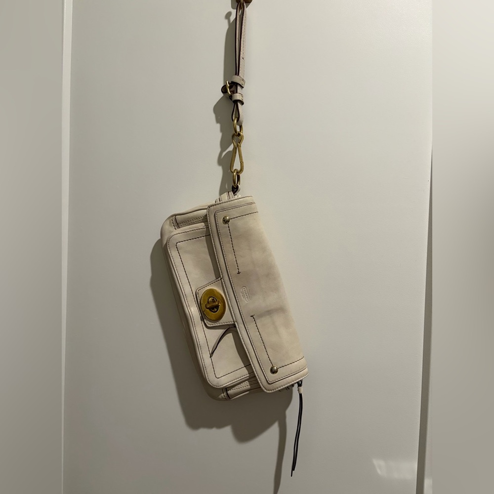 Elegant Cream Shoulder Bag-Coach